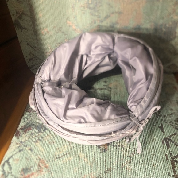 18” Polyester crinkle cat tunnel collapsible - Picture 3 of 4